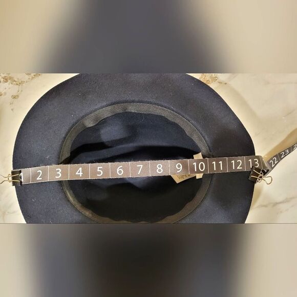 Chico's Woman's Classic Fedora Hat Dark Blue 100% Wool Tan & Gold Trim ~7.5 in - Picture 7 of 11